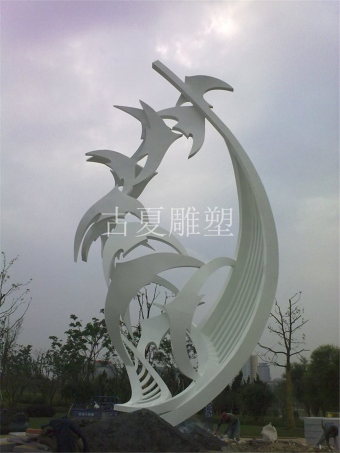 抽象不锈钢雕塑