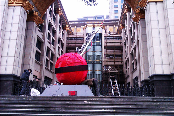 商业街不锈钢雕塑